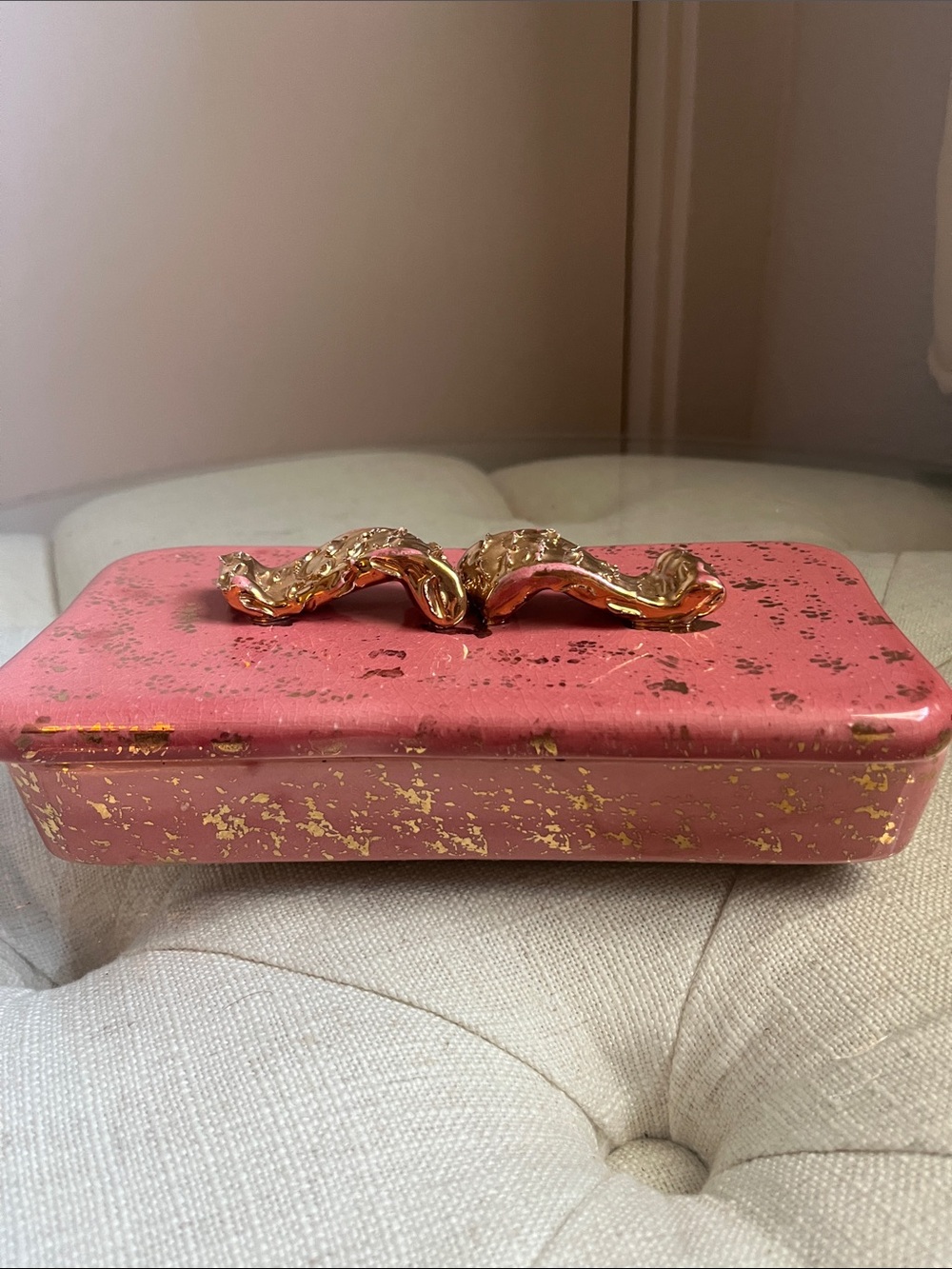 Vintage Hollywood Regency Pink Gold Metallic Handle Specs Jewelry Trinket Box - Picture 3 of 16